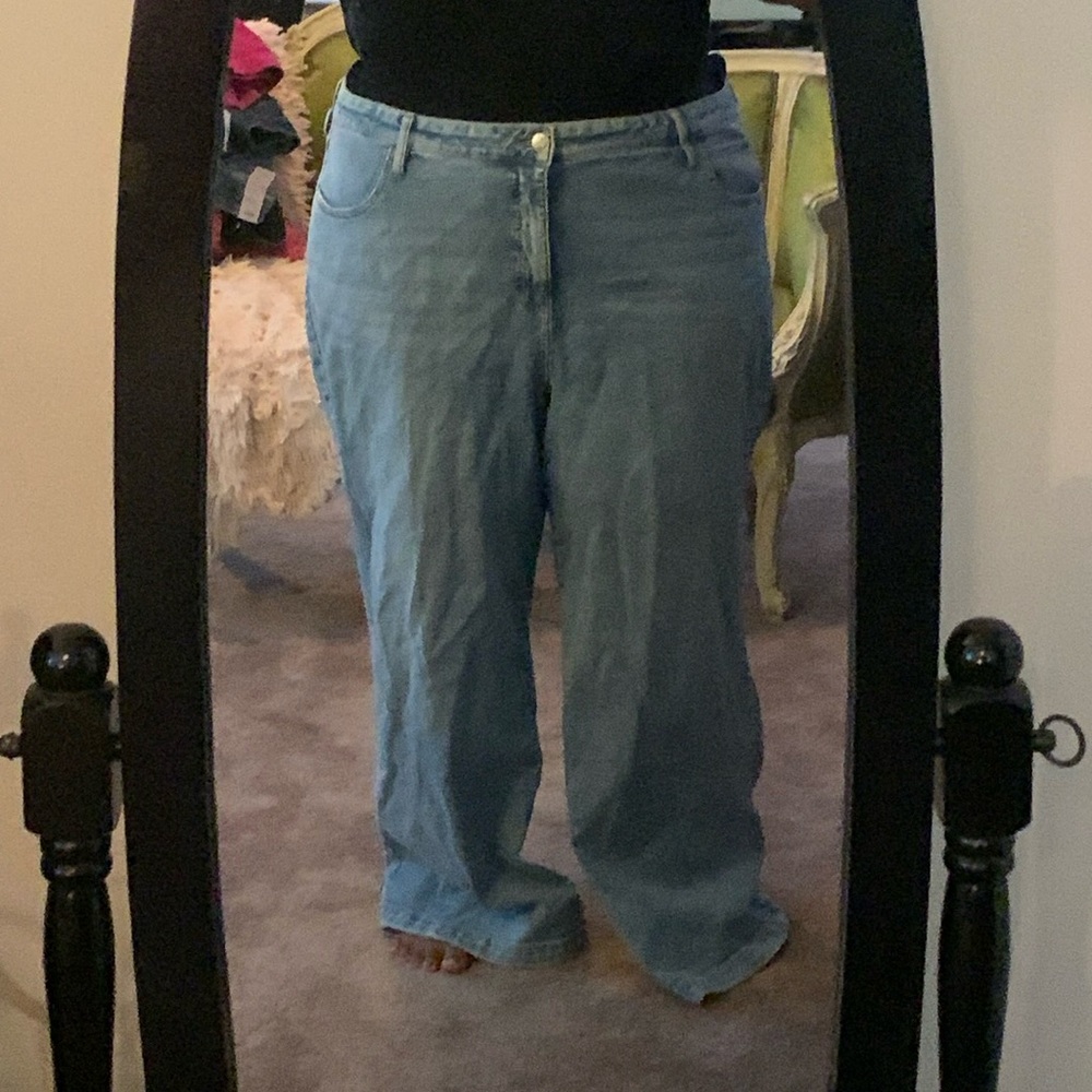 Wide Leg Jeans - light wash